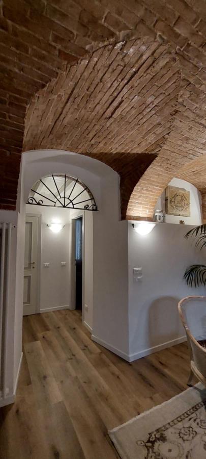 Antica Dimora Apartment San Felice del Benaco Luaran gambar